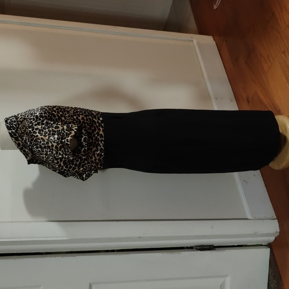 šLeopard Black Ruffle Dress - Picture 5 of 11
